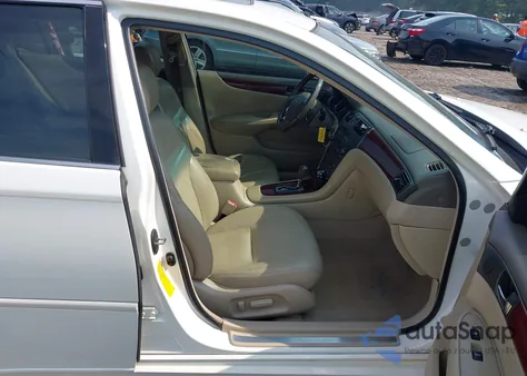 2003 Lexus Es 300 from USA, damaged, VIN JTHBF30G330141363